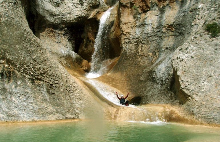 Fotografía actividad de barranquismo, Cañon de Mascún en la Sierra de Guara