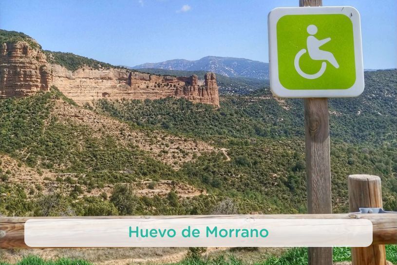 Fotografía vistas del Huevo de Morrano desde el aparcamiento. Con título Huevo de Morrano para entrada blog