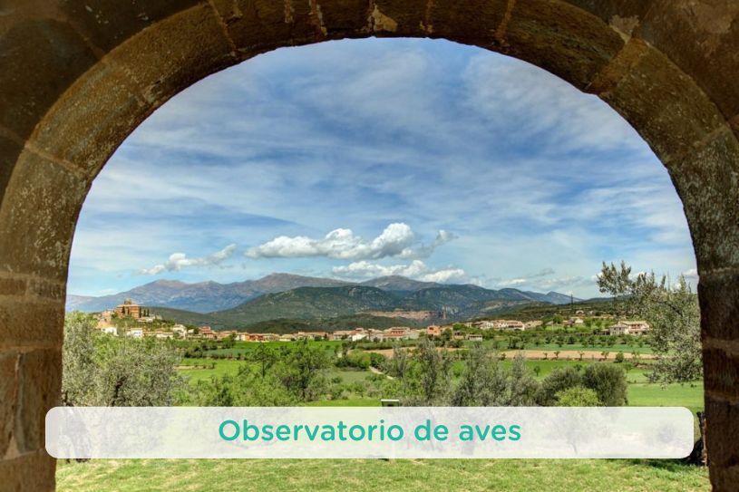 Fotografía vistas de pueblo de Bierge. Con título Observatorio de aves para entrada blog